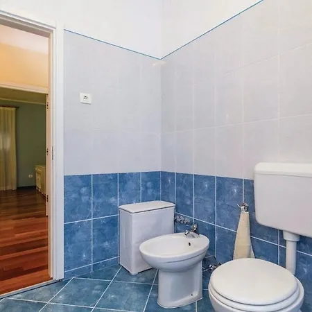 Holiday home House Iva I Ella